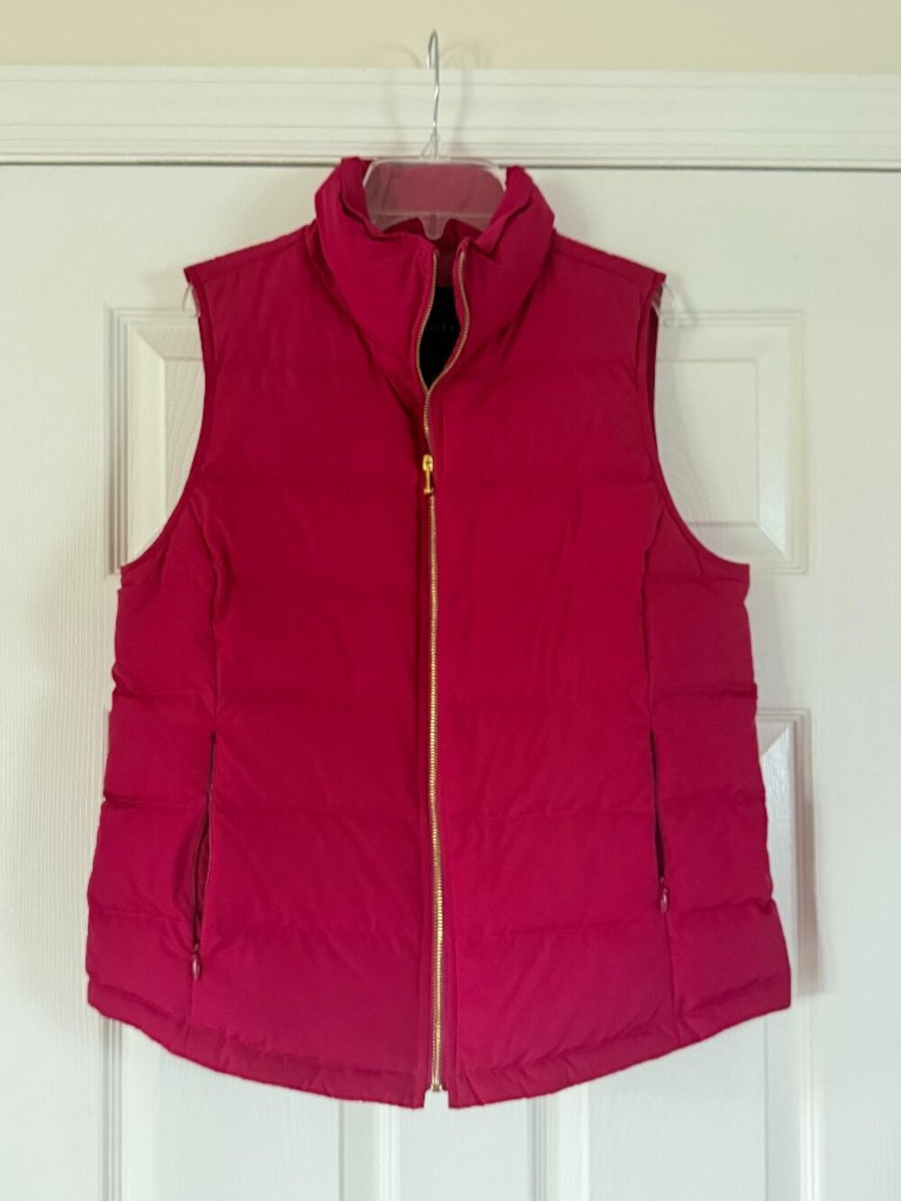 Talbot's Women's Puffer Vest Size Small Burgundy